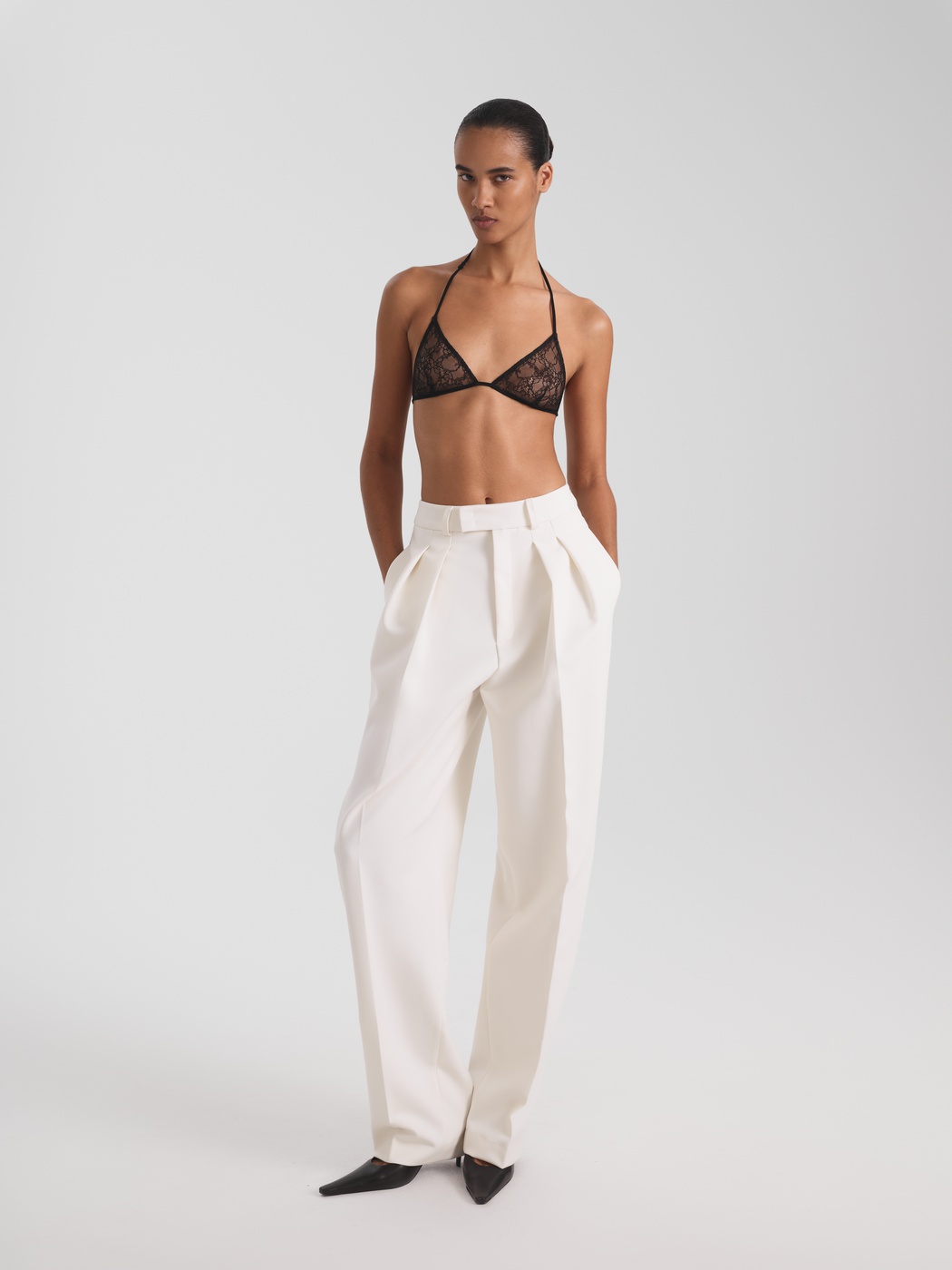 Брюки объемные с защипами